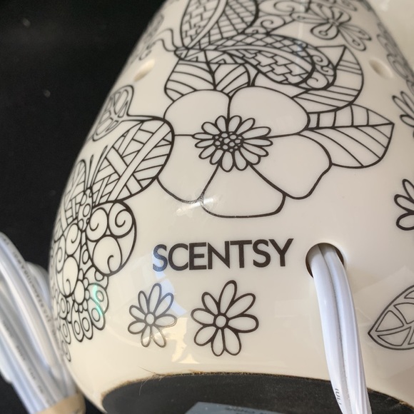 Scentsy Accents Scentsy Reimagine Blackwhite 5 Ceramic Electric Wax